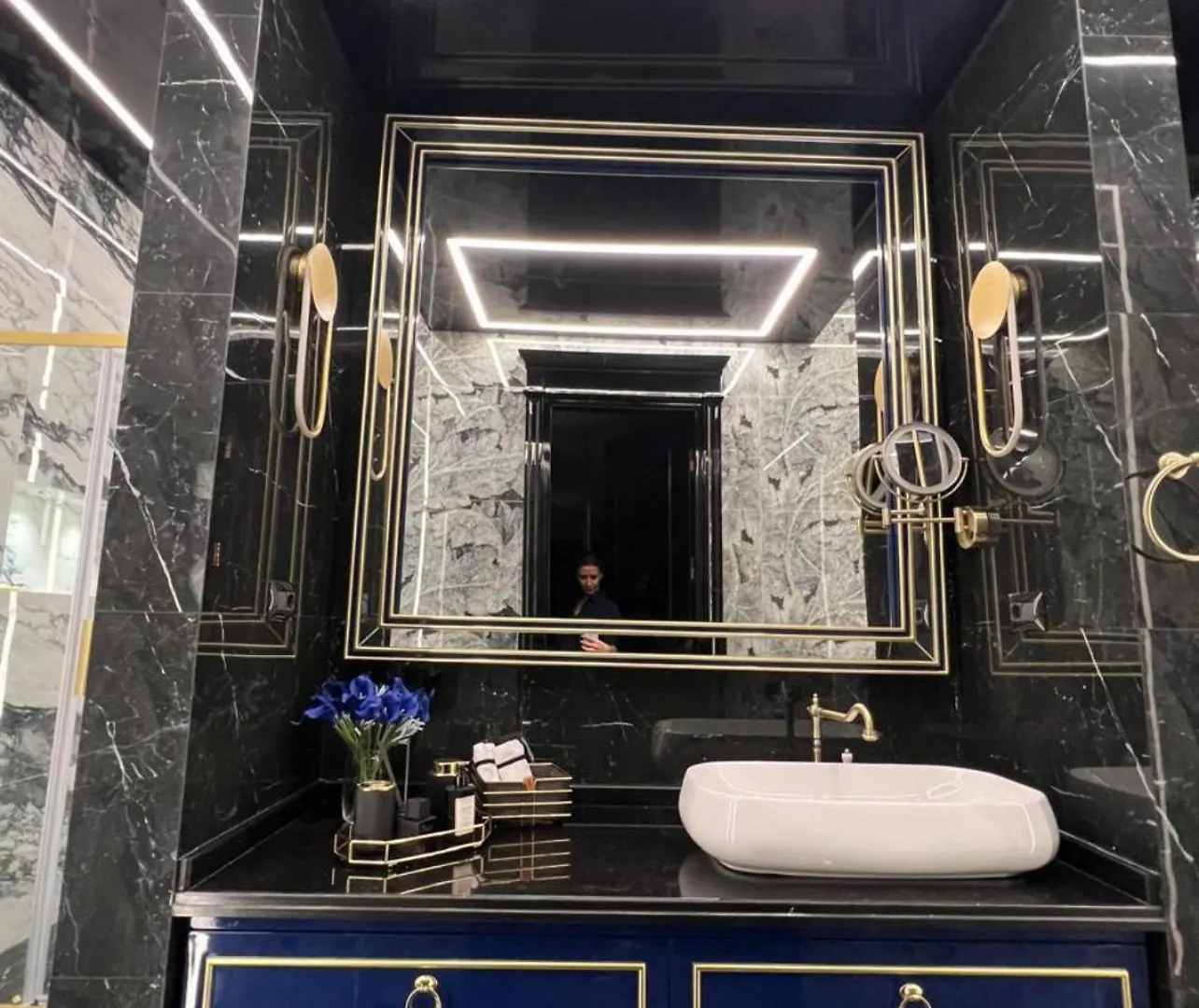 Apartment Luxury Baku Center Apt Azerbaijan