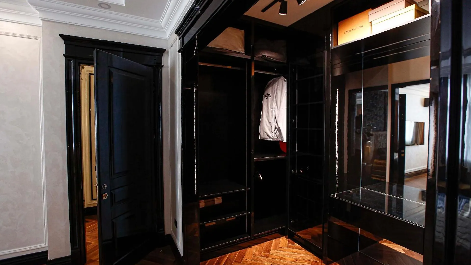 Luxury Baku Center Apt
